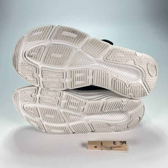 London Fog Nasia White Black Adjustable Straps Sandals WL06328W Womens Size 8W - Picture 10 of 10